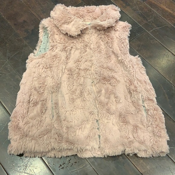 Super soft Girl vest - Picture 2 of 4